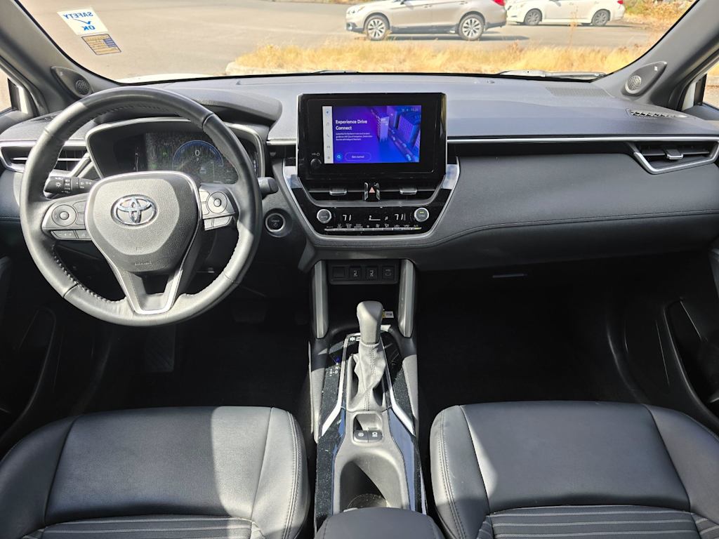 Thumbnail: 2023 Toyota Corolla Cross - 10