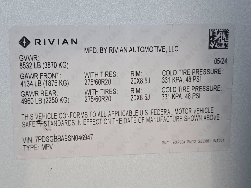 Thumbnail: 2025 Rivian R1S - 17