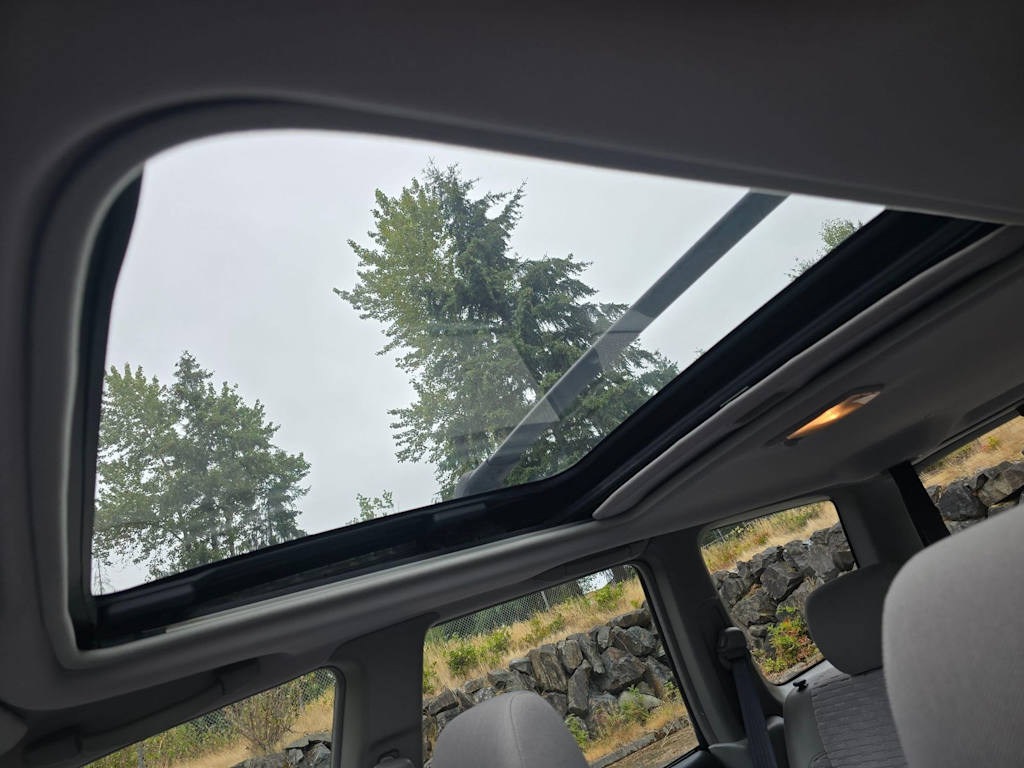 Thumbnail: 2005 Subaru Forester - 27