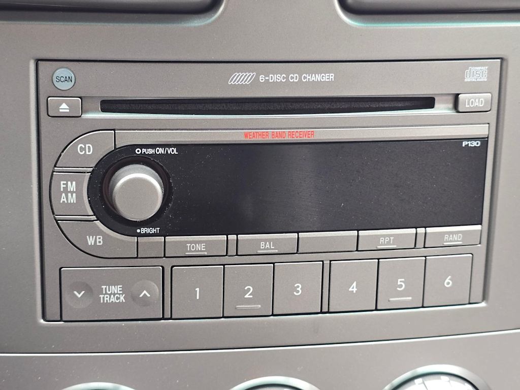 Thumbnail: 2005 Subaru Forester - 16
