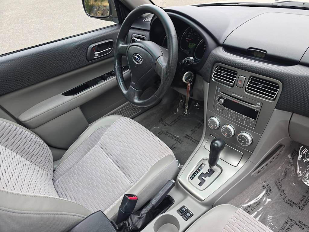 Thumbnail: 2005 Subaru Forester - 31