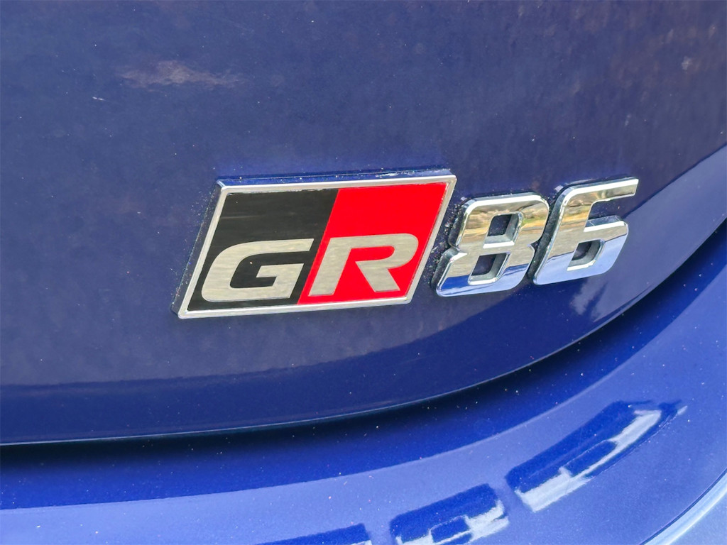 Thumbnail: 2023 Toyota GR86 - 7