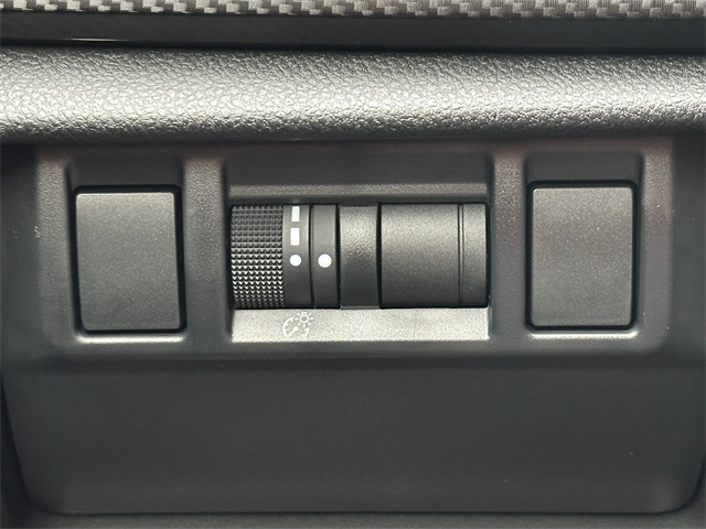 2025 Subaru Crosstrek Premium 23