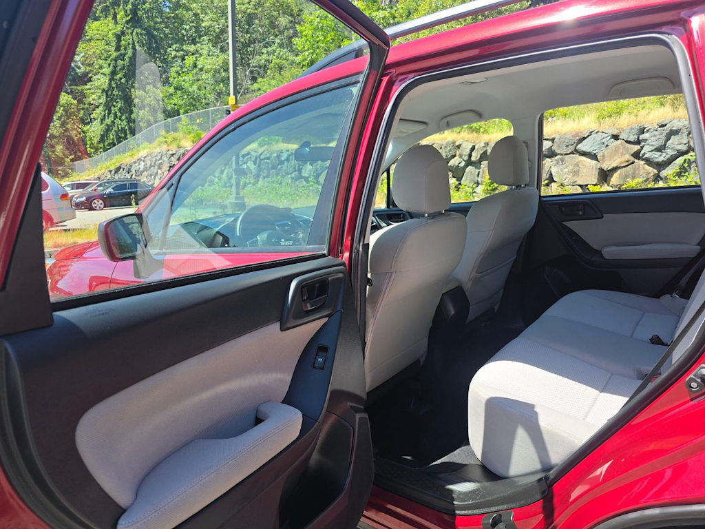Thumbnail: 2015 Subaru Forester - 21
