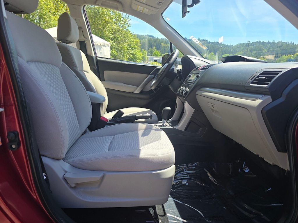 Thumbnail: 2015 Subaru Forester - 12