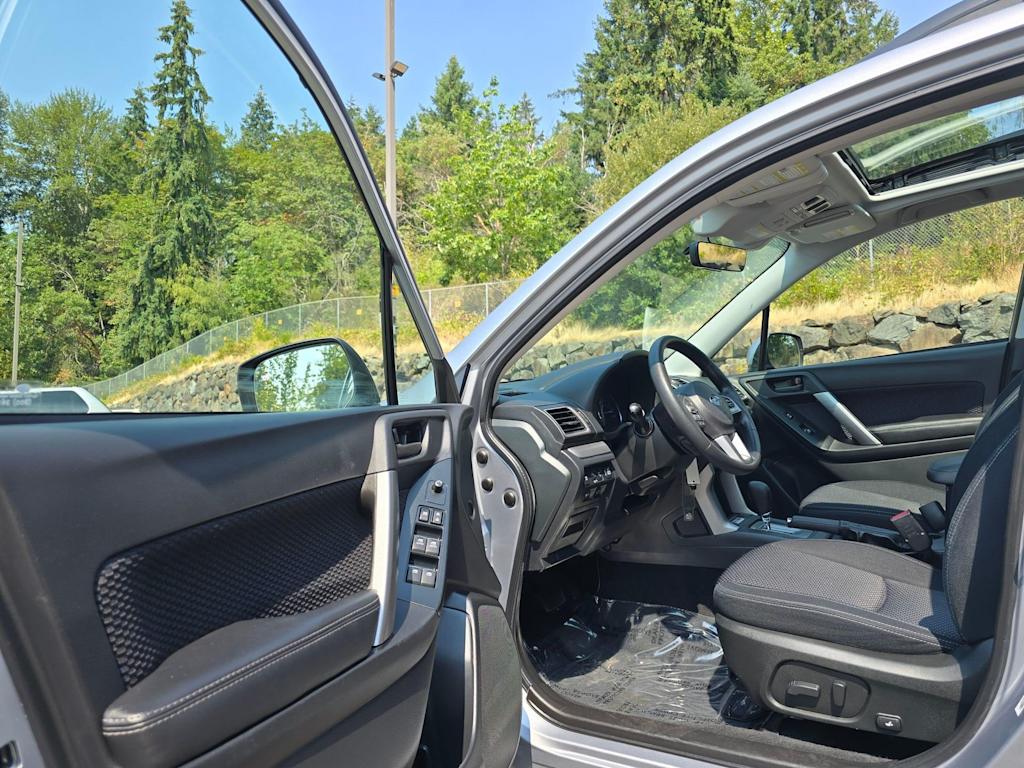 Thumbnail: 2017 Subaru Forester - 15