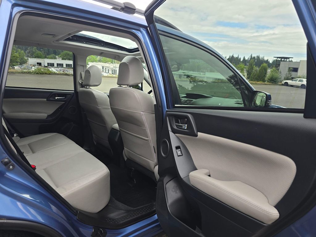 Thumbnail: 2015 Subaru Forester - 29