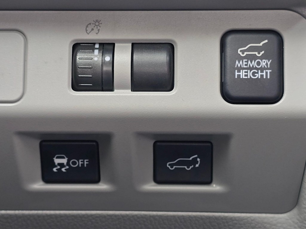 Thumbnail: 2015 Subaru Forester - 24