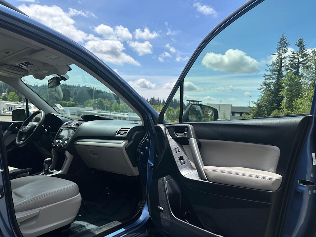 Thumbnail: 2016 Subaru Forester - 21