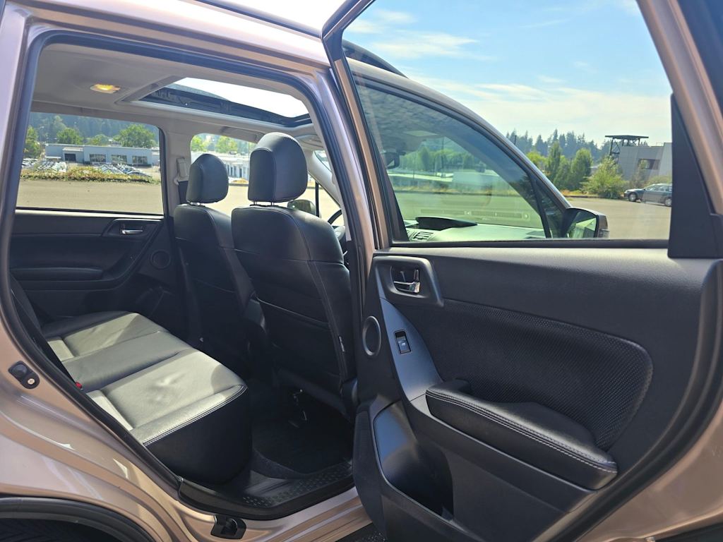 Thumbnail: 2016 Subaru Forester - 30