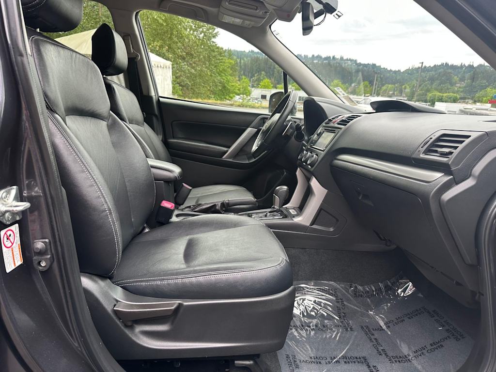 Thumbnail: 2015 Subaru Forester - 12