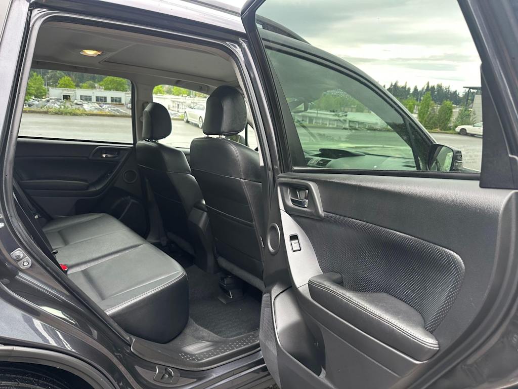 Thumbnail: 2015 Subaru Forester - 23