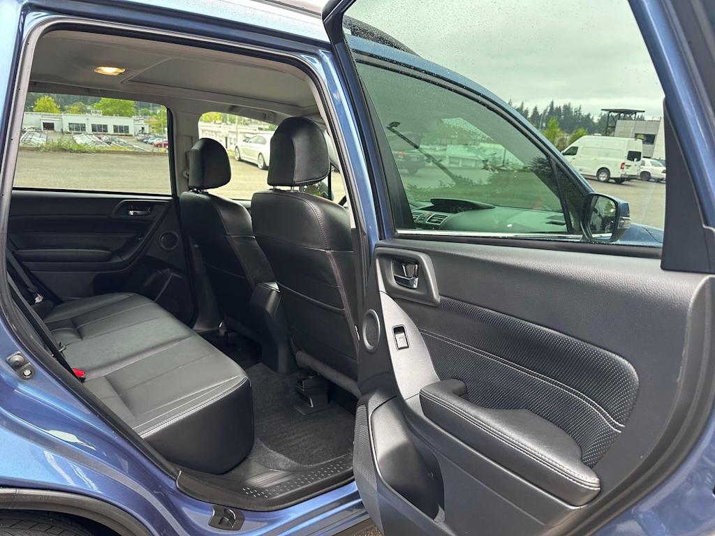 Thumbnail: 2018 Subaru Forester - 21