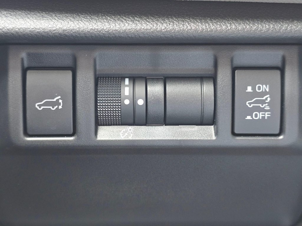 Thumbnail: 2025 Subaru Forester - 27