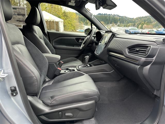 2025 Subaru Forester Touring 12