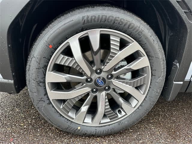 2025 Subaru Forester Touring 8