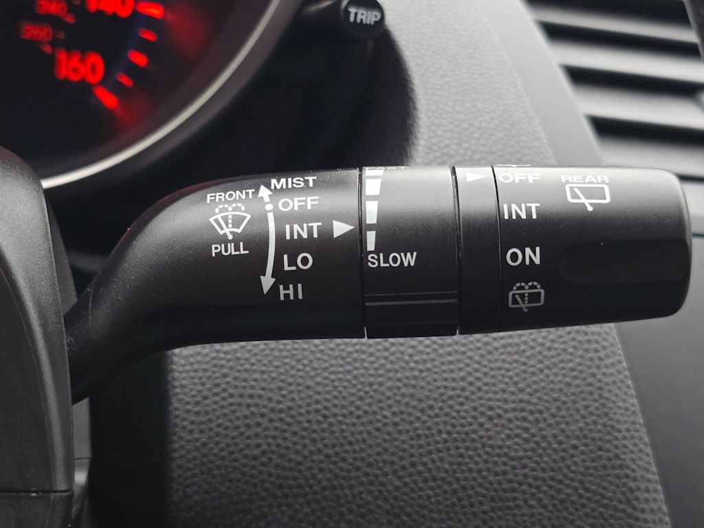 Thumbnail: 2010 Mazda Mazda3 - 26