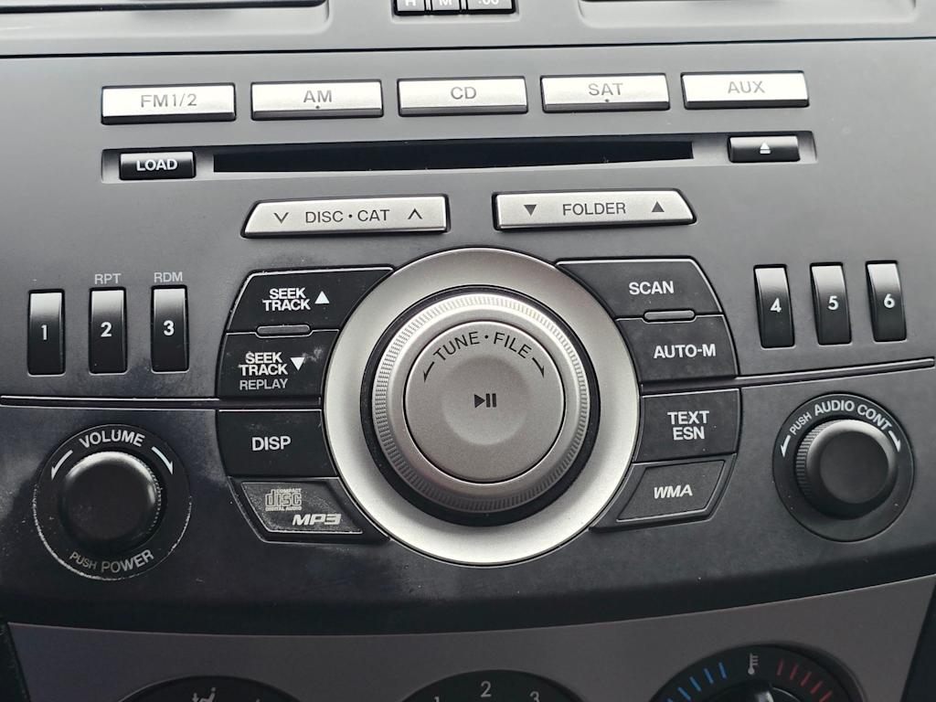 Thumbnail: 2010 Mazda Mazda3 - 22