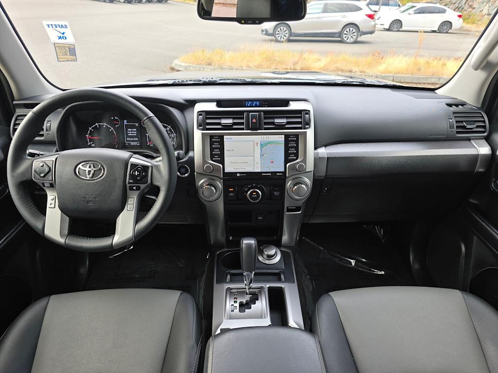 Thumbnail: 2020 Toyota 4Runner - 10
