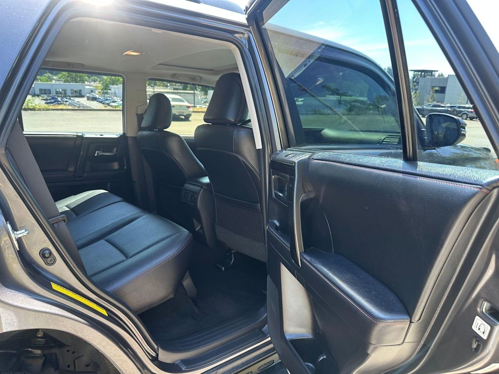 Thumbnail: 2023 Toyota 4Runner - 23