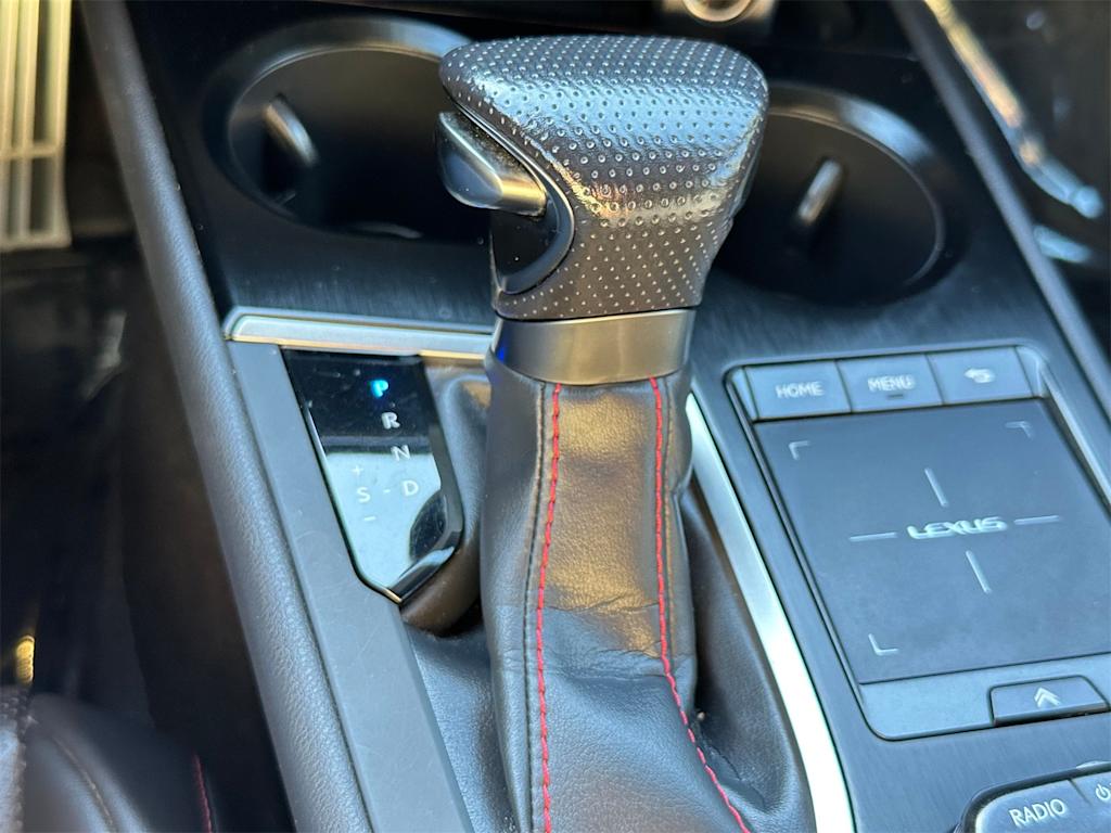 Thumbnail: 2019 Lexus UX - 15