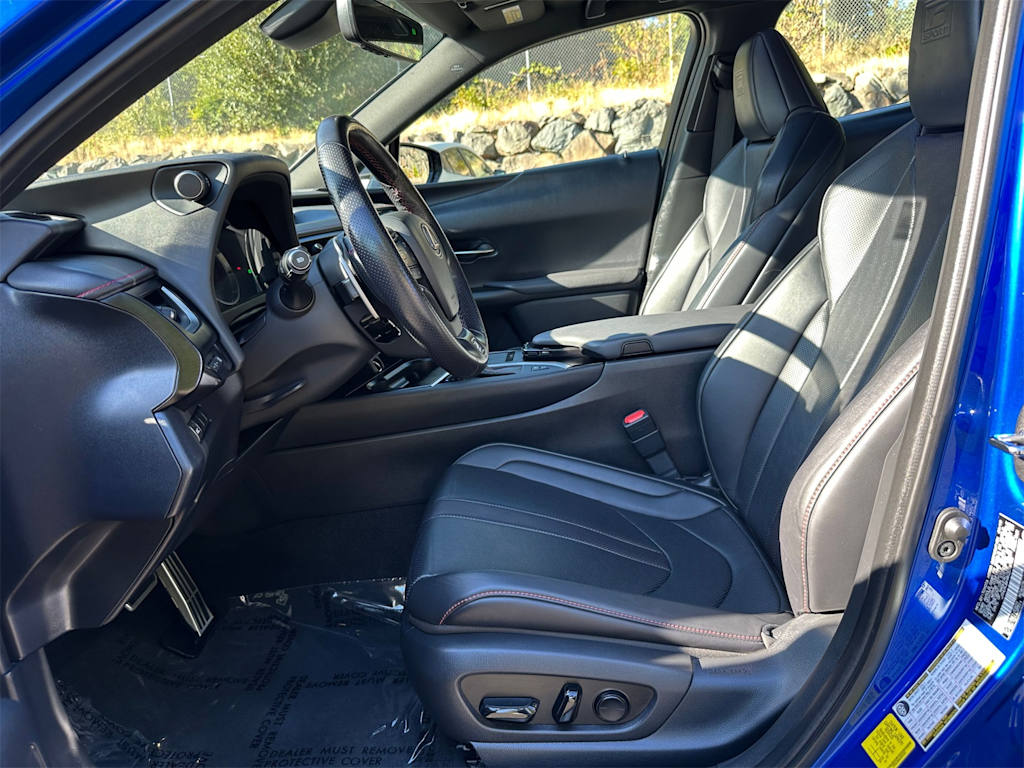 Thumbnail: 2019 Lexus UX - 12