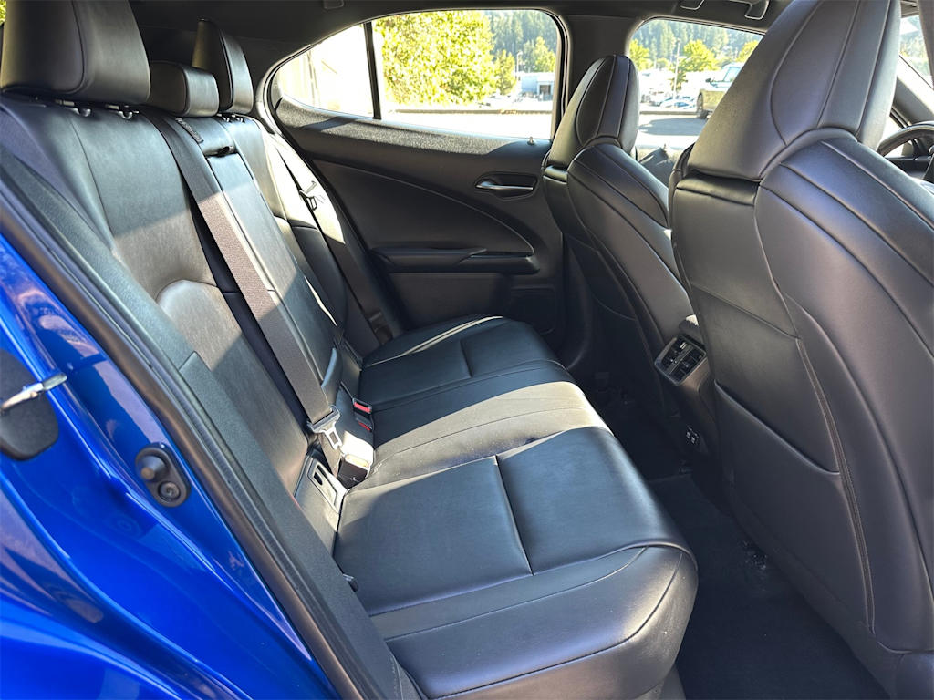 Thumbnail: 2019 Lexus UX - 21