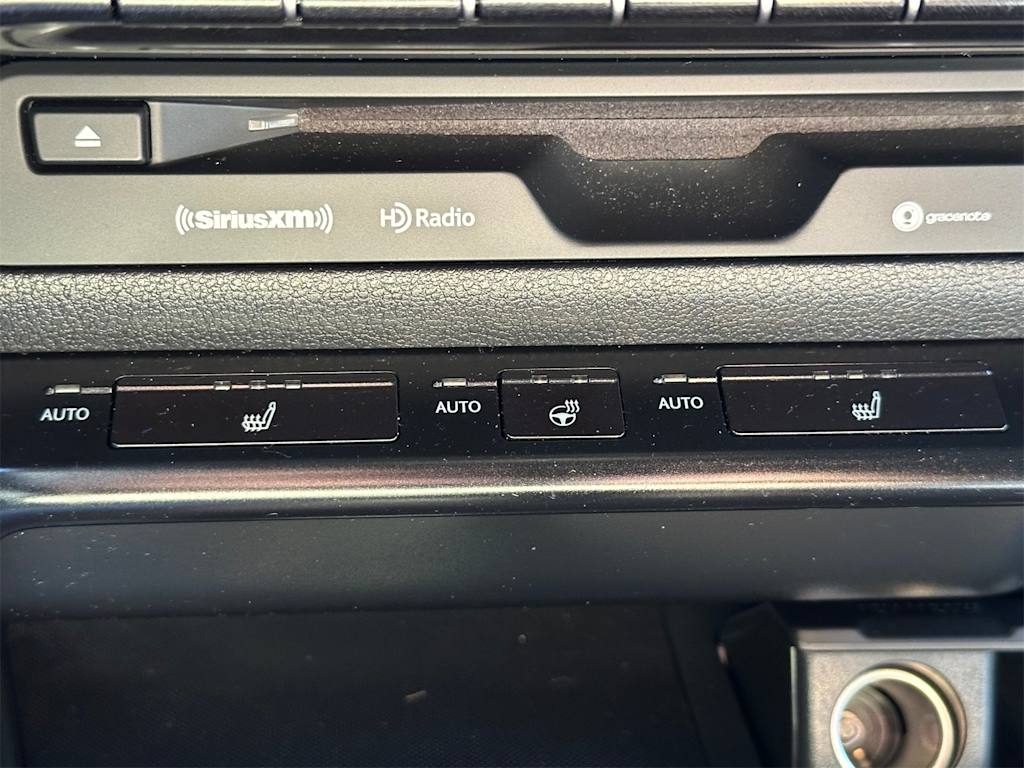 Thumbnail: 2019 Lexus UX - 24