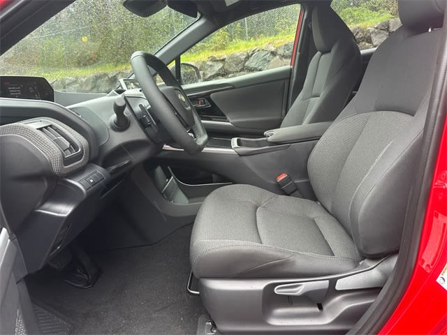 2025 Subaru Solterra Premium 20