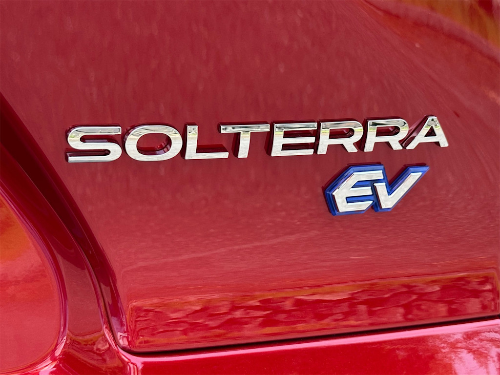 2025 Subaru Solterra Limited 7