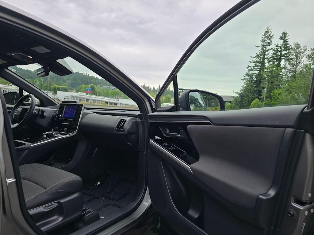 Thumbnail: 2023 Subaru Solterra - 23