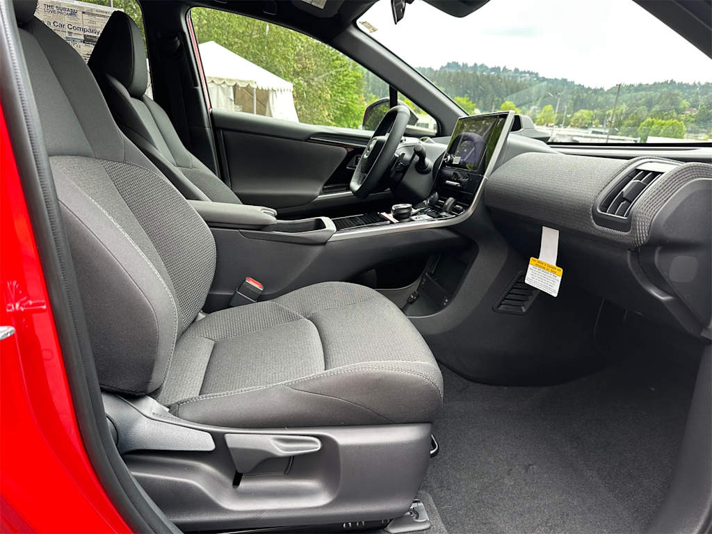 2025 Subaru Solterra Premium 12