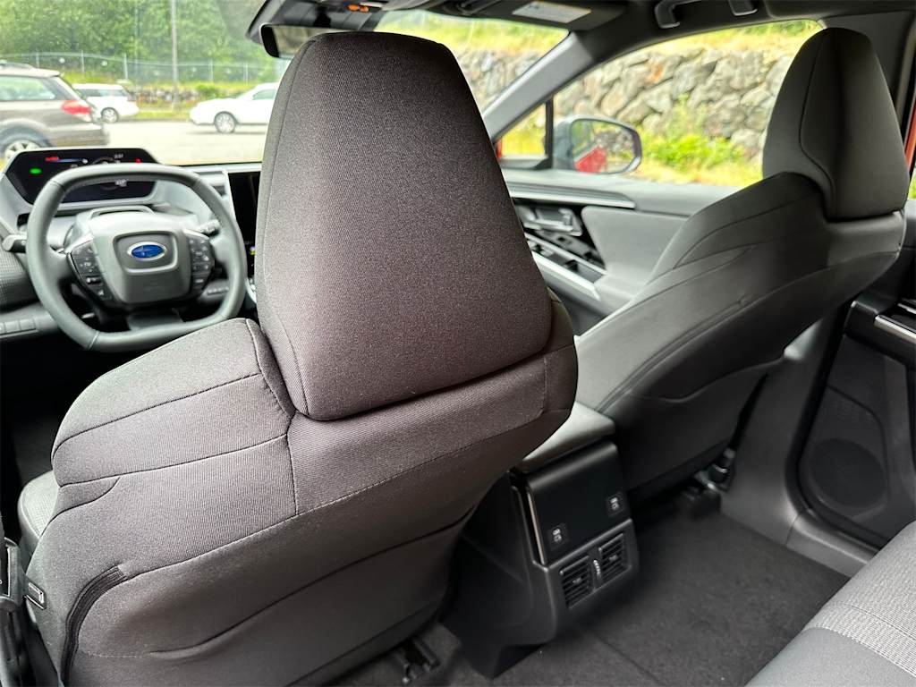 2025 Subaru Solterra Premium 11