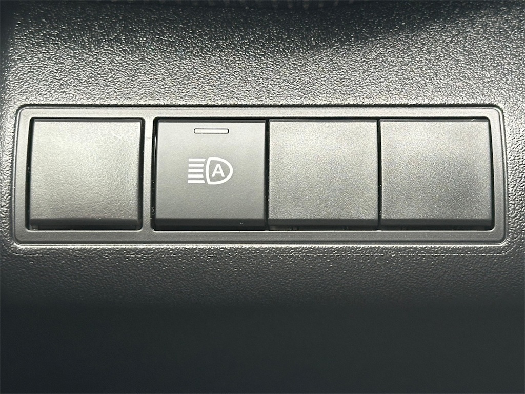 2025 Subaru Solterra Premium 23