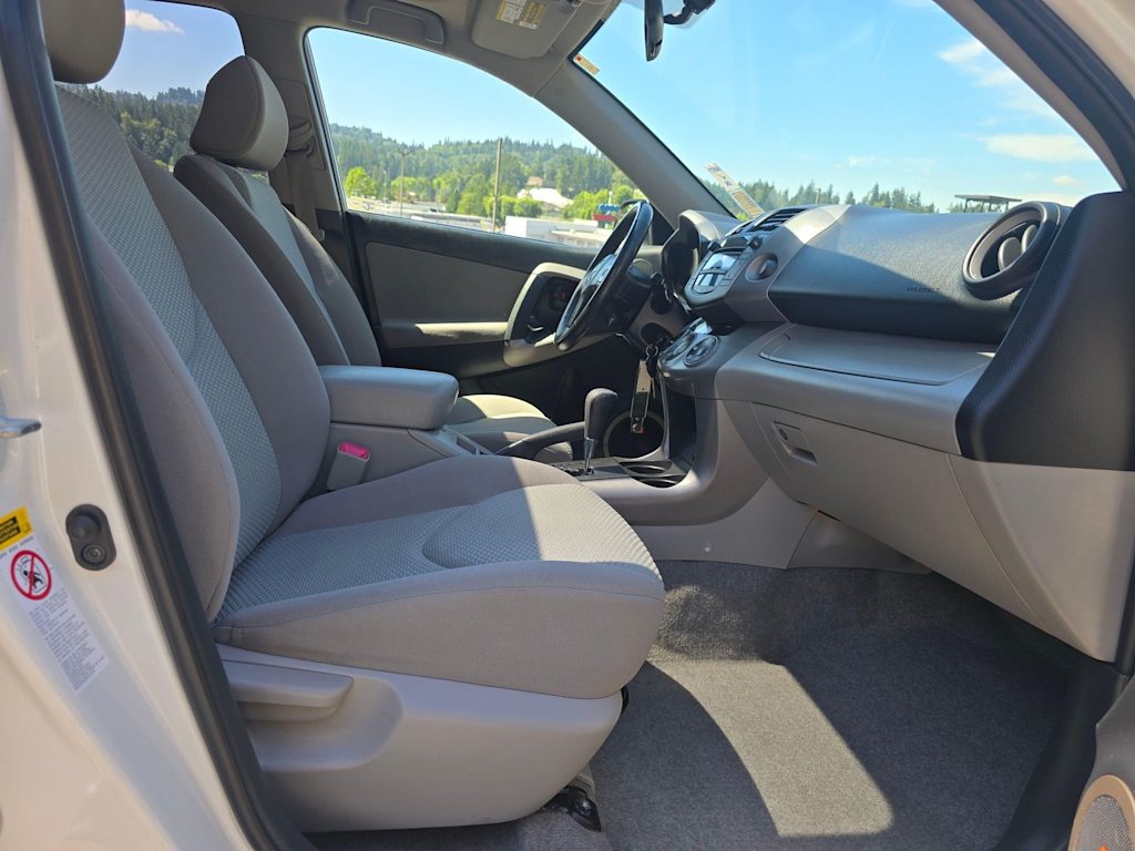 Thumbnail: 2007 Toyota RAV4 - 11