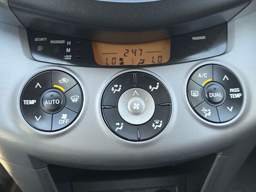 Thumbnail: 2007 Toyota RAV4 - 22