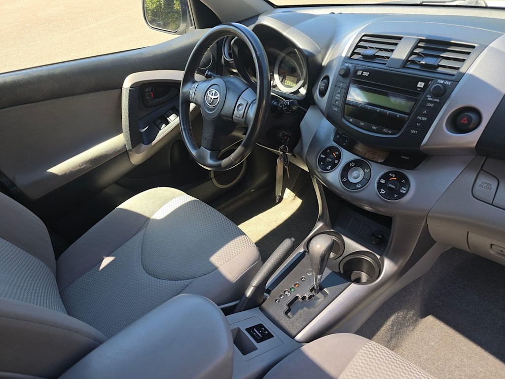 Thumbnail: 2007 Toyota RAV4 - 13