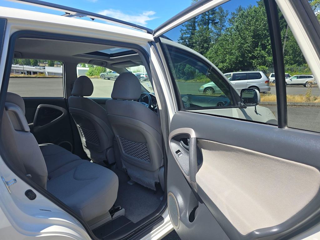 Thumbnail: 2007 Toyota RAV4 - 27