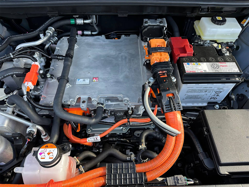 Thumbnail: 2026 Subaru Solterra - 8