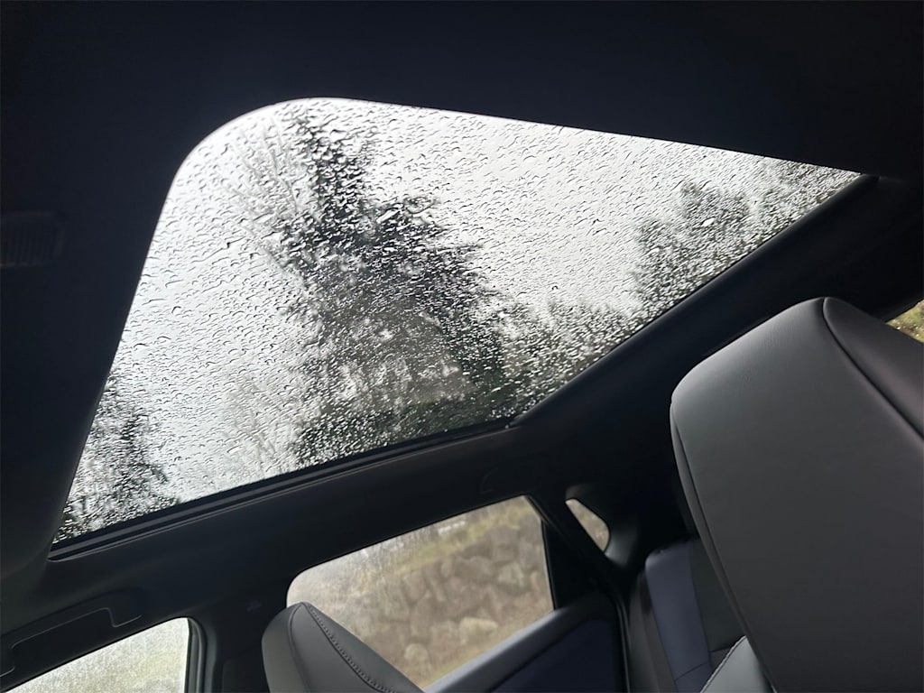 Thumbnail: 2026 Subaru Solterra - 21