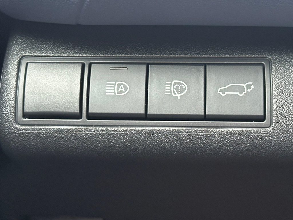 Thumbnail: 2026 Subaru Solterra - 25