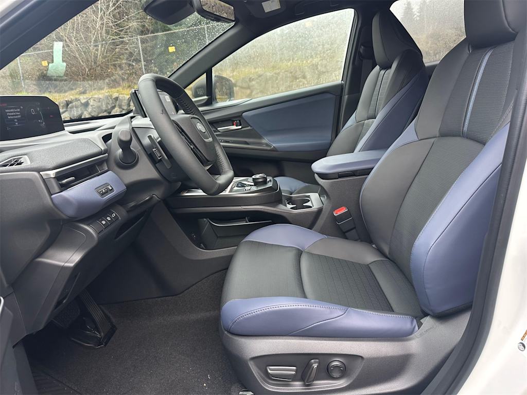 Thumbnail: 2026 Subaru Solterra - 20