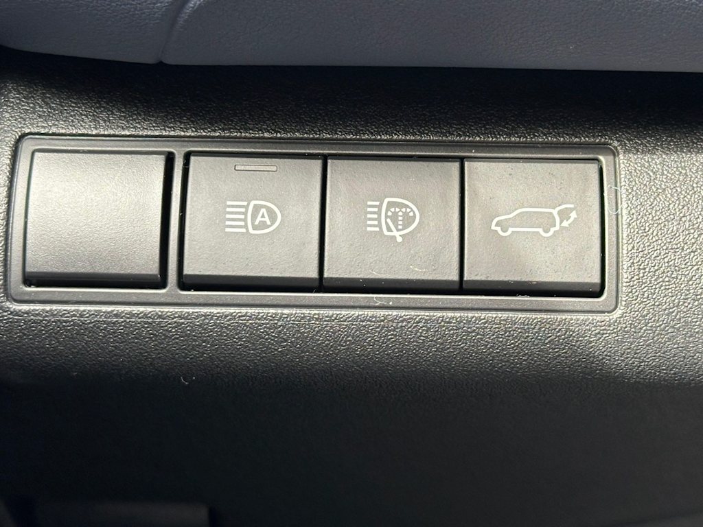 Thumbnail: 2026 Subaru Solterra - 25