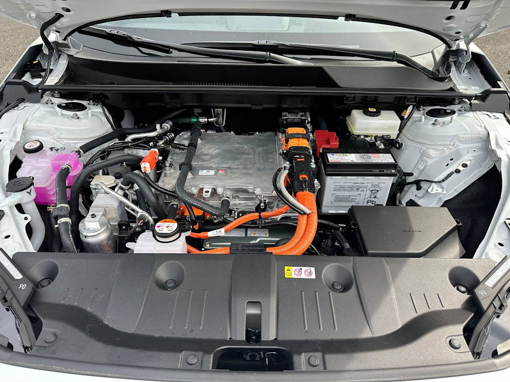 Thumbnail: 2026 Subaru Solterra - 8