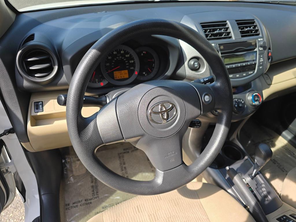 Thumbnail: 2011 Toyota RAV4 - 2