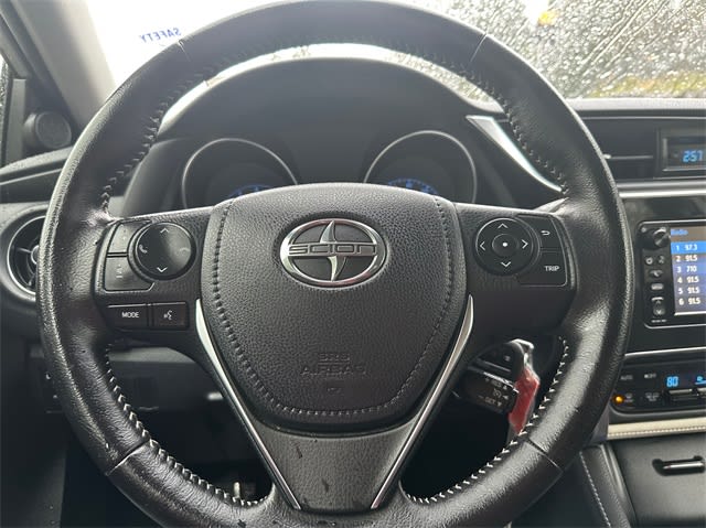2016 Scion iM  10