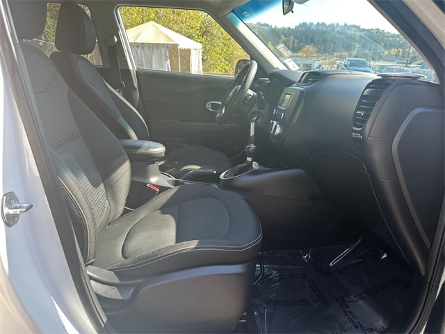 2016 Kia Soul Soul+ 12