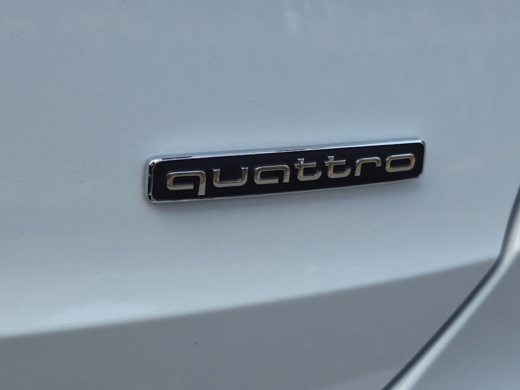Thumbnail: 2023 Audi Q3 - 7