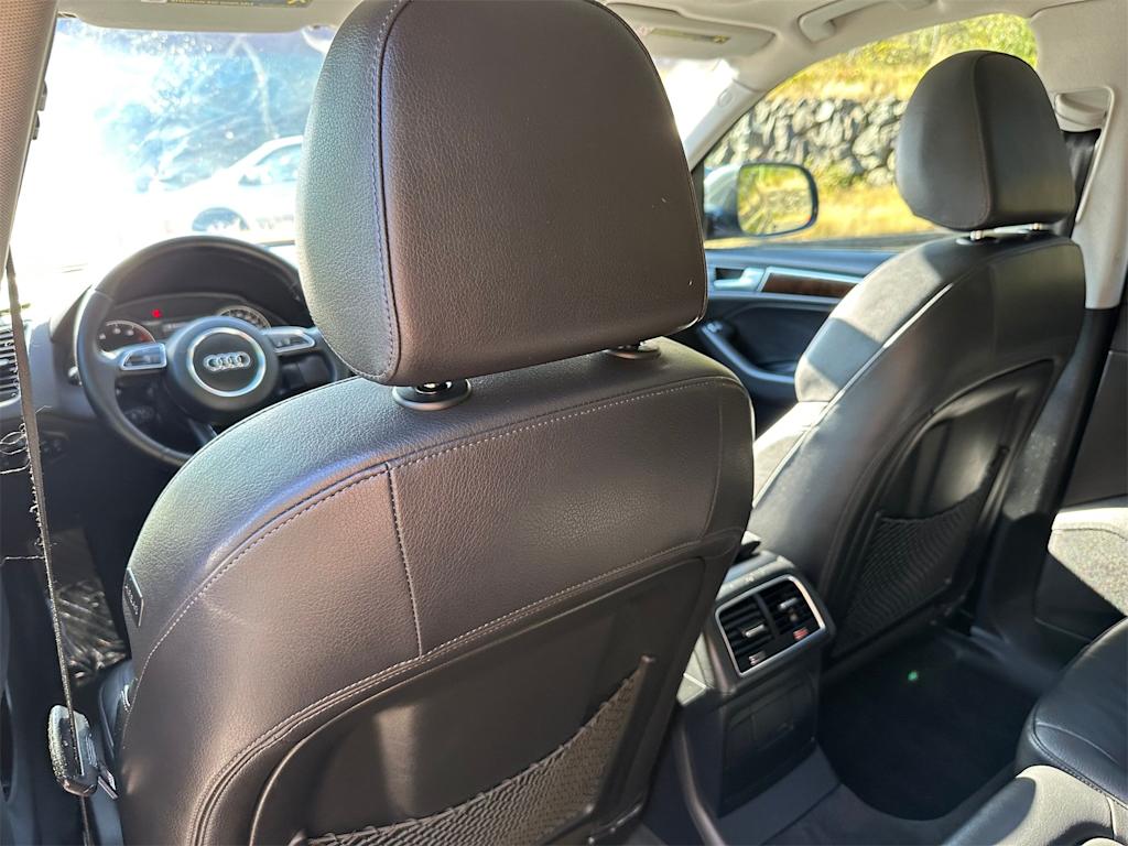 Thumbnail: 2013 Audi Q5 - 11