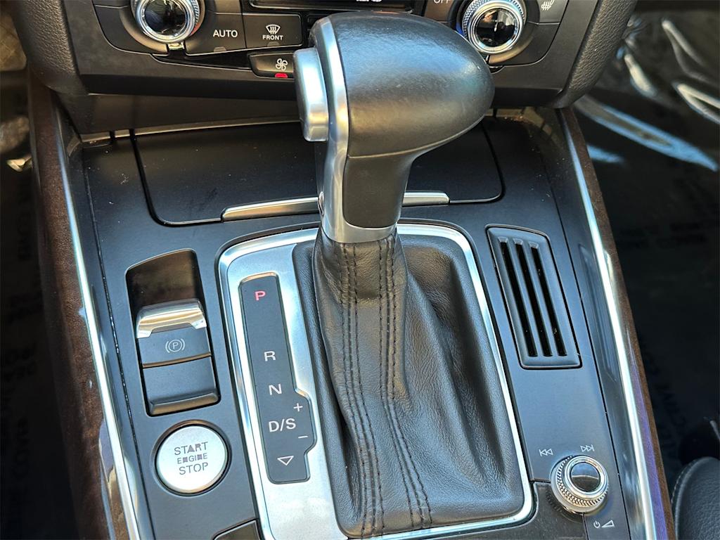 Thumbnail: 2013 Audi Q5 - 15